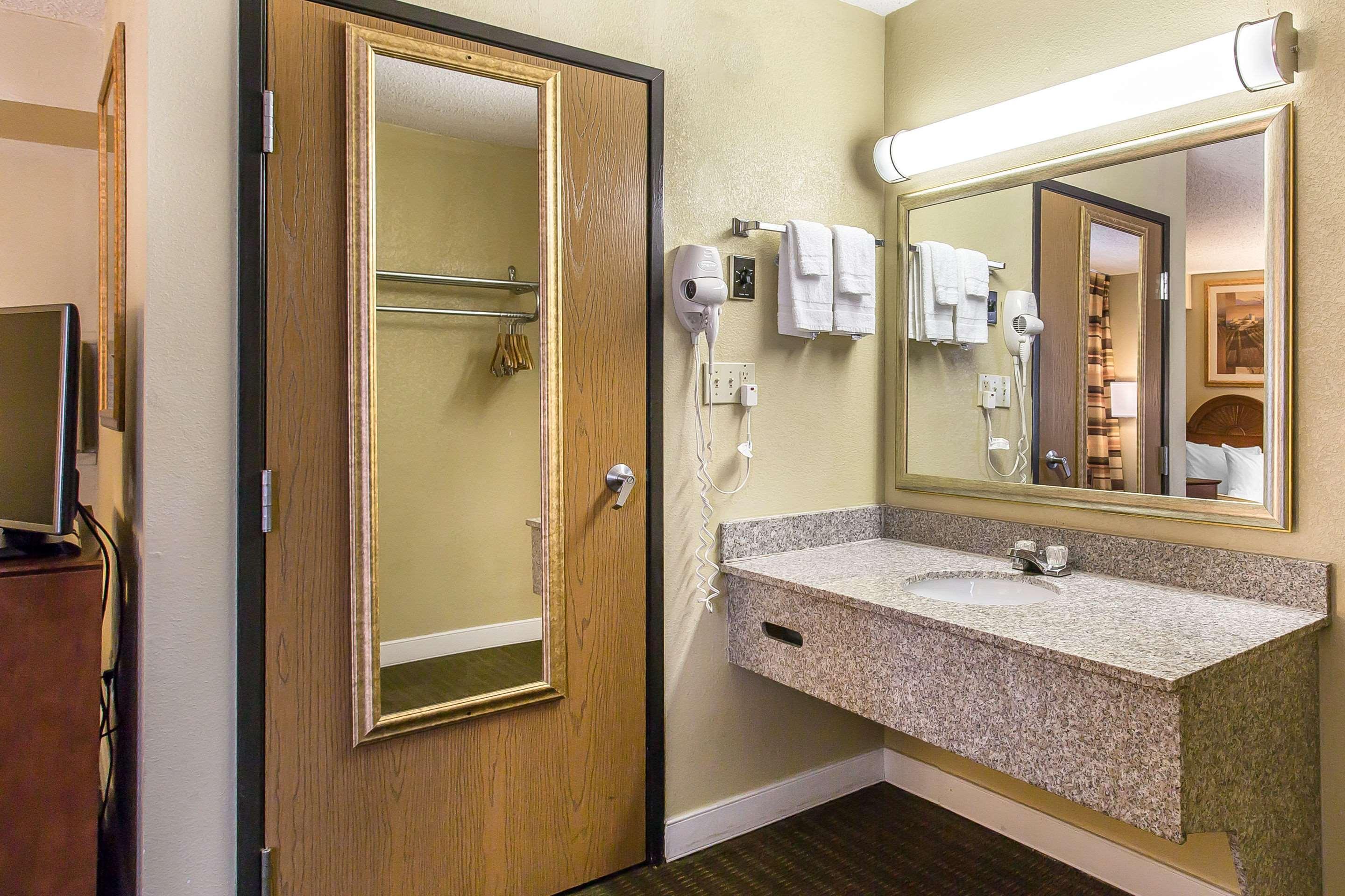 Quality Inn Lawton Eksteriør bilde